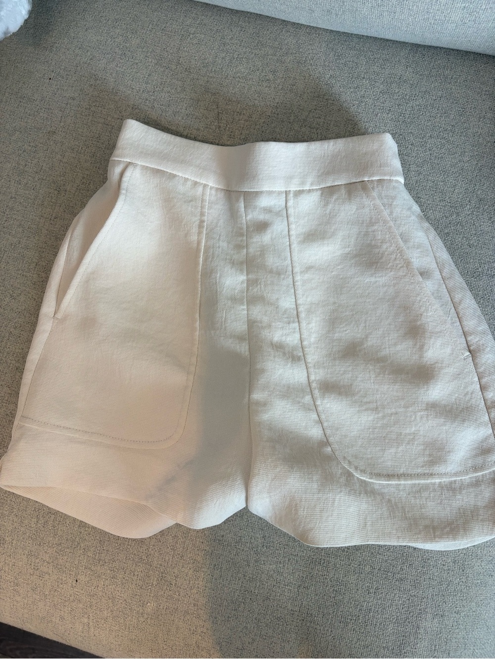 Wilfred High-Rise Cream Women's Casual Shorts